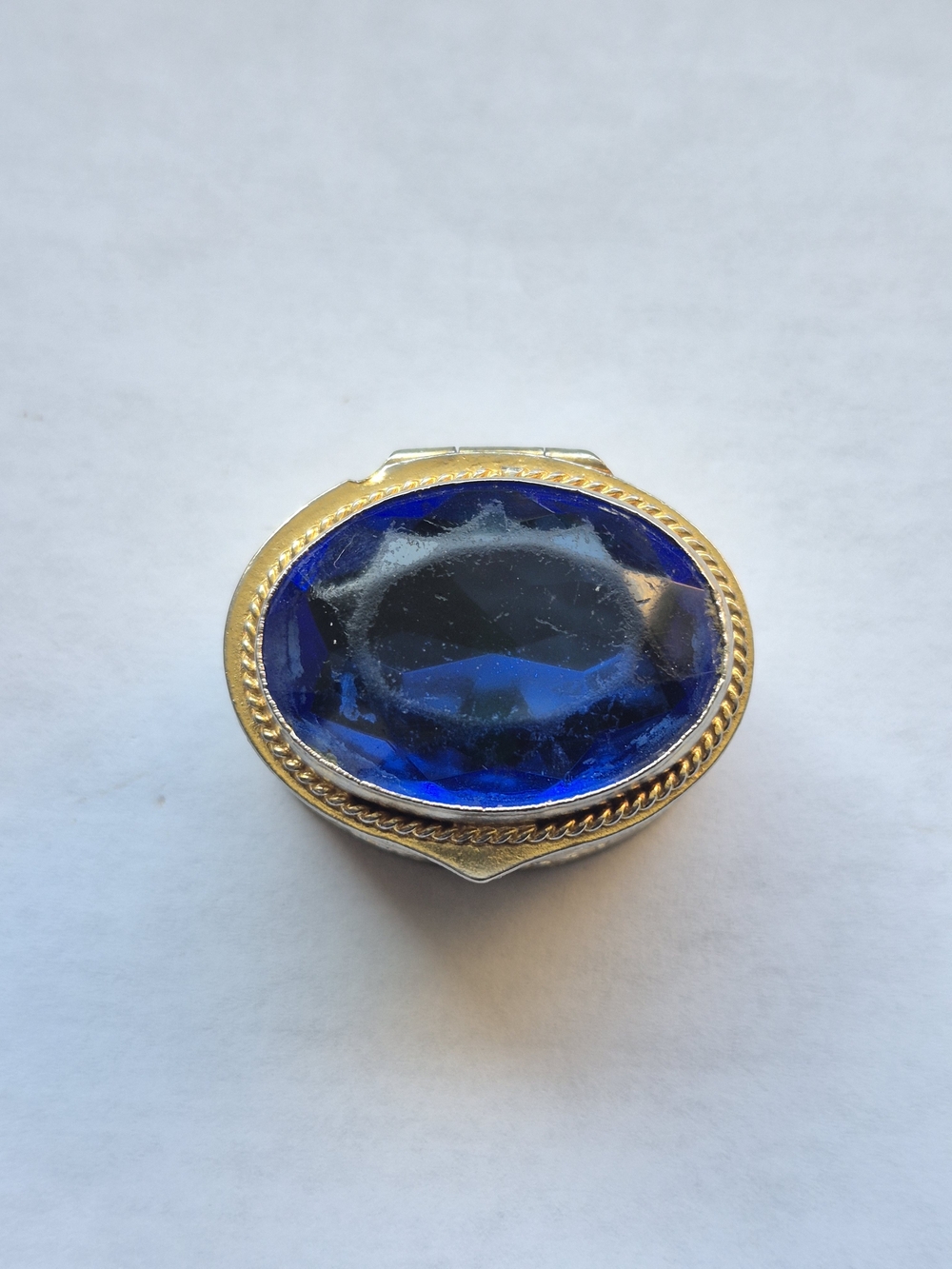 Vintage hand-crafted Italian pillbox